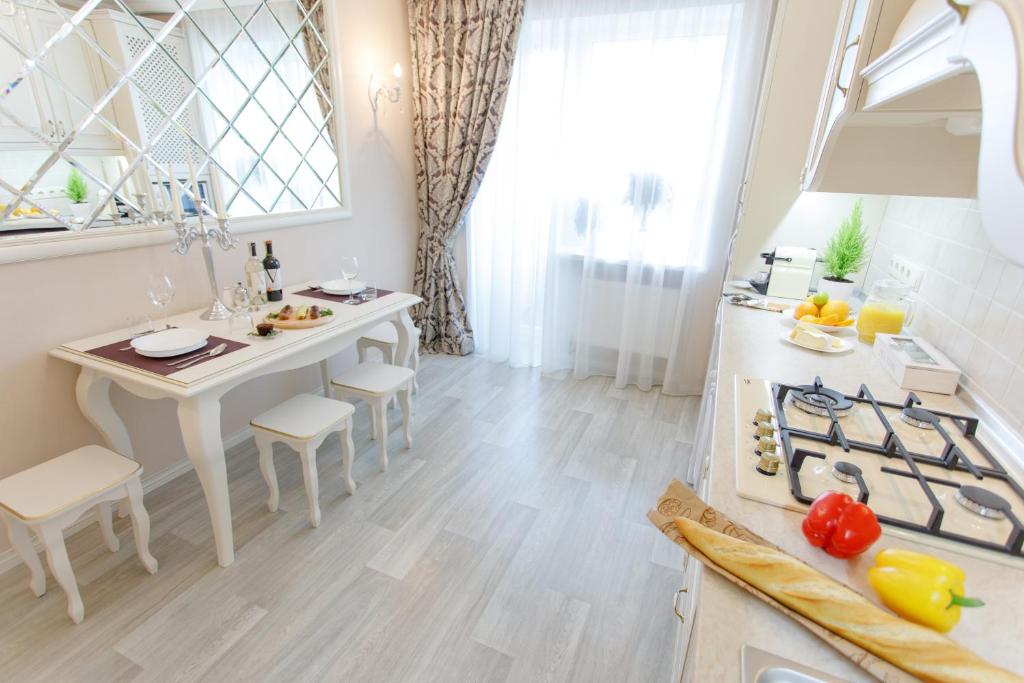 Royal Suite Apartment with Jacuzzi photo 1