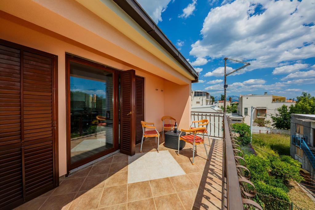 Beautiful apartment near the sea photo 1