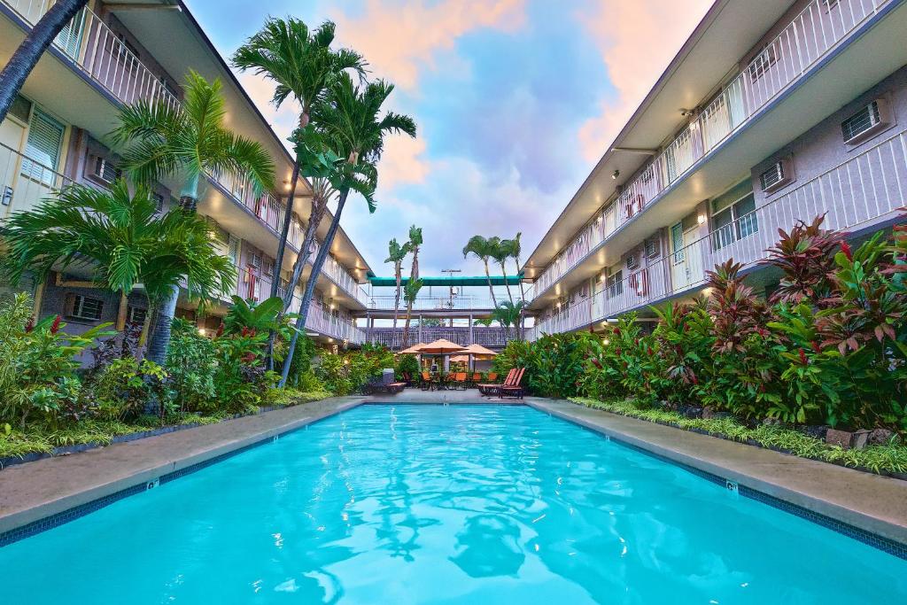 Pacific Marina Inn Airport Hotel image
