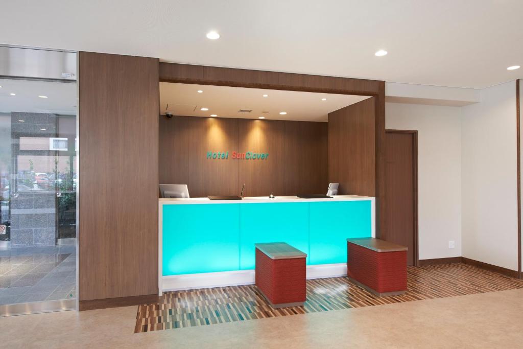 Hotel Sun Clover Koshigaya Eki mae photo 1