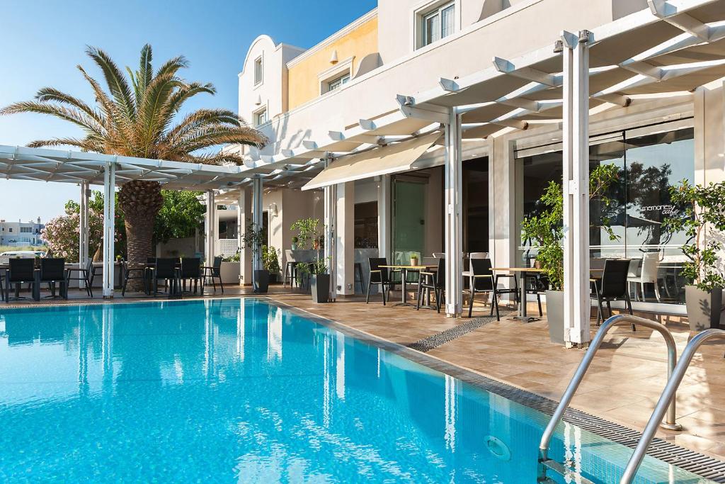 Memories Beach Hotel photo 4