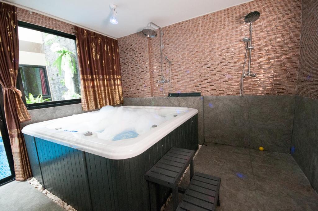 Семейный (Семейный номер Делюкс), The Pool Resort