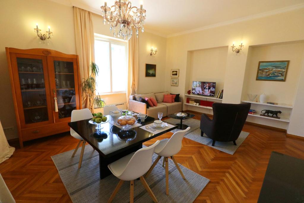 Apartment MiraMare on the beach photo 3