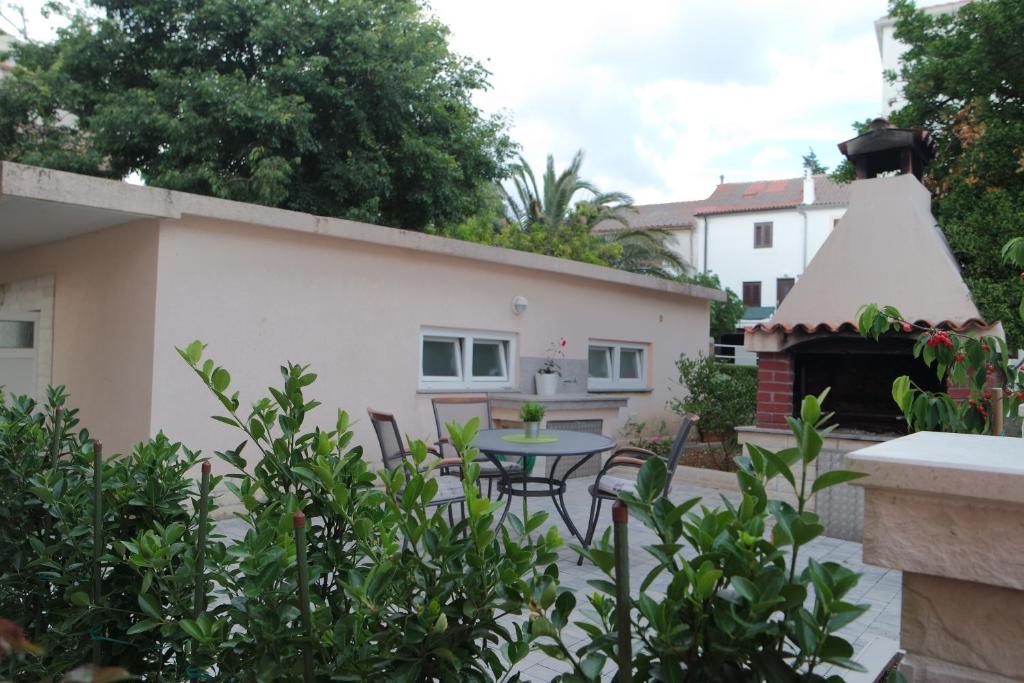 Apartments Jadranka photo 1