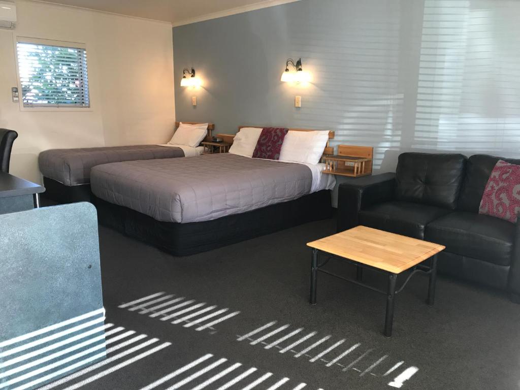 Pacific Harbour Motor Inn photo 4