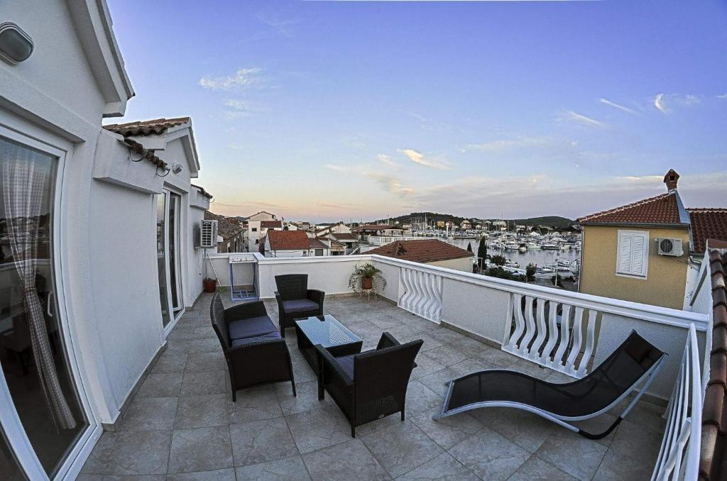 Apartments Leut photo 2