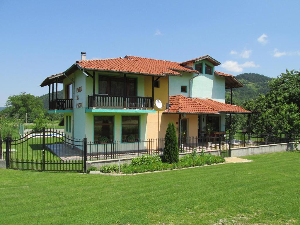 Pri Orehite Guesthouse photo 1