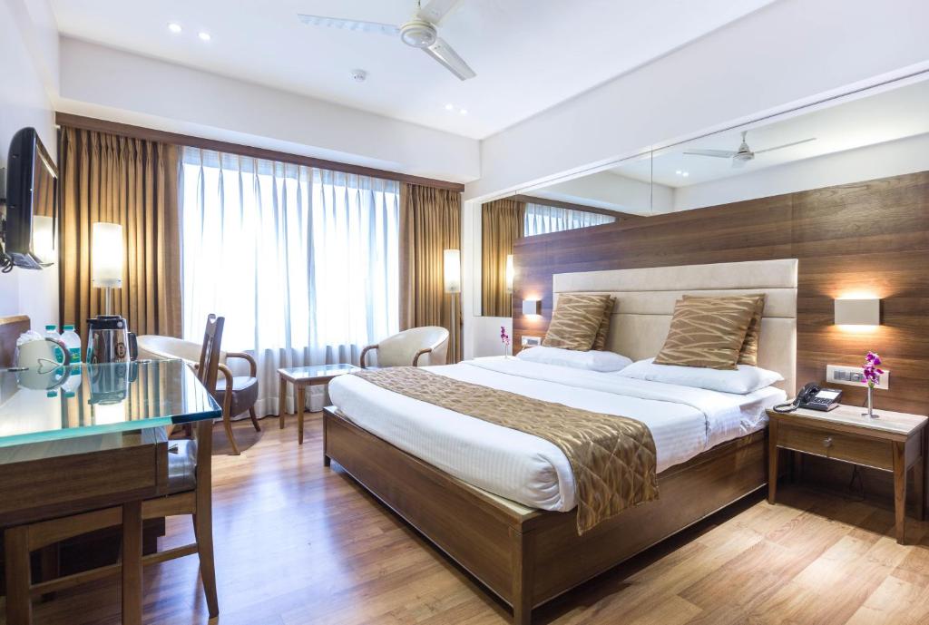 The Royal Orchid Hotel, Chembur photo 2