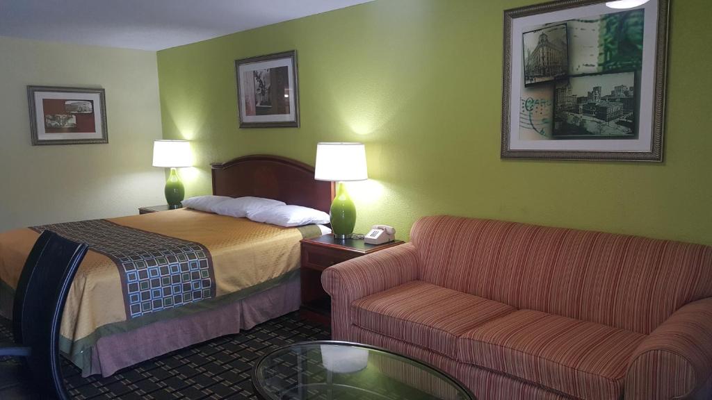 American Inn Columbia photo 1