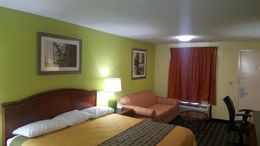 American Inn Columbia photo 2