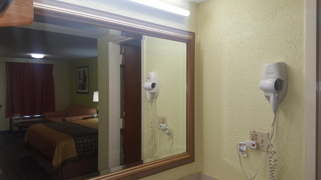 American Inn Columbia photo 4