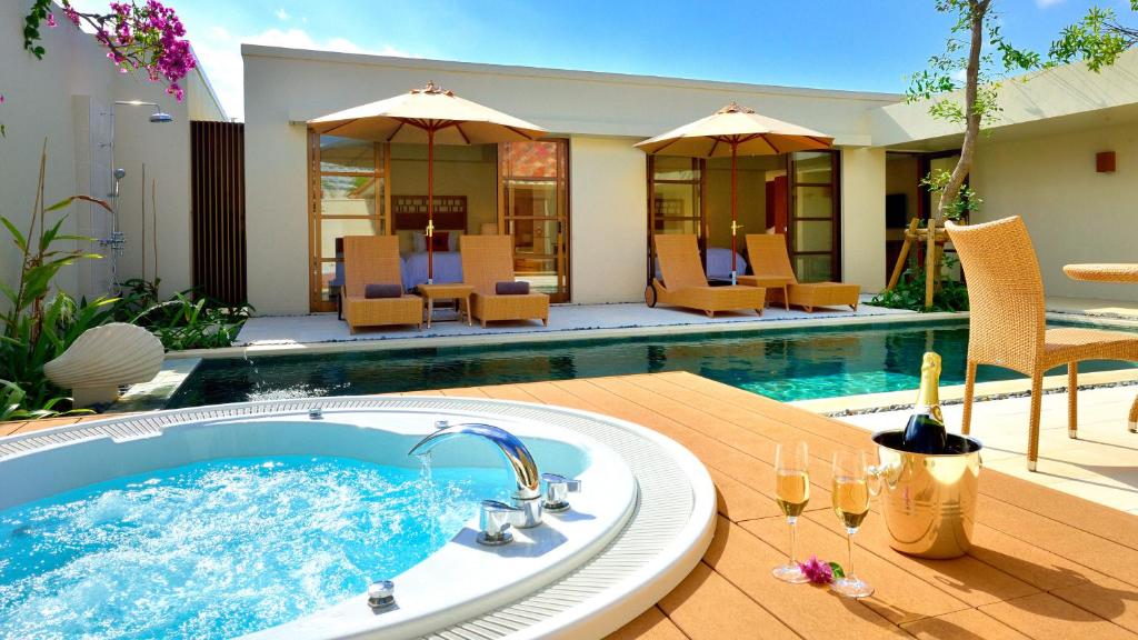 The Uza Terrace Beach Club Villas photo 4