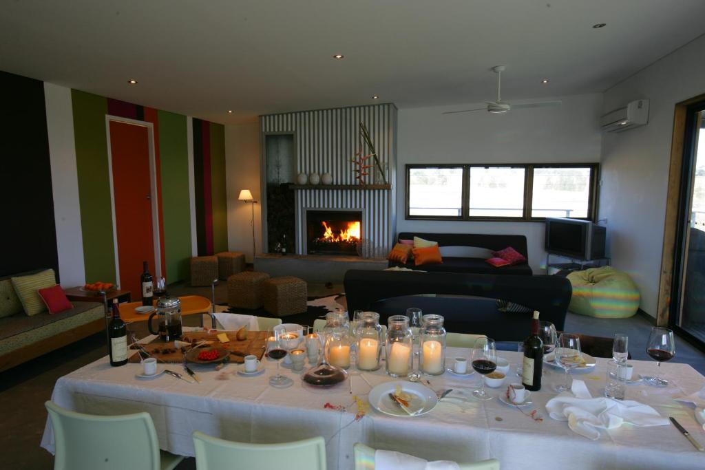 Tonic Hotel photo 1
