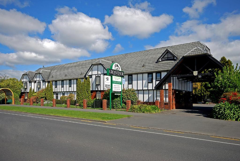 Grosvenor Motel