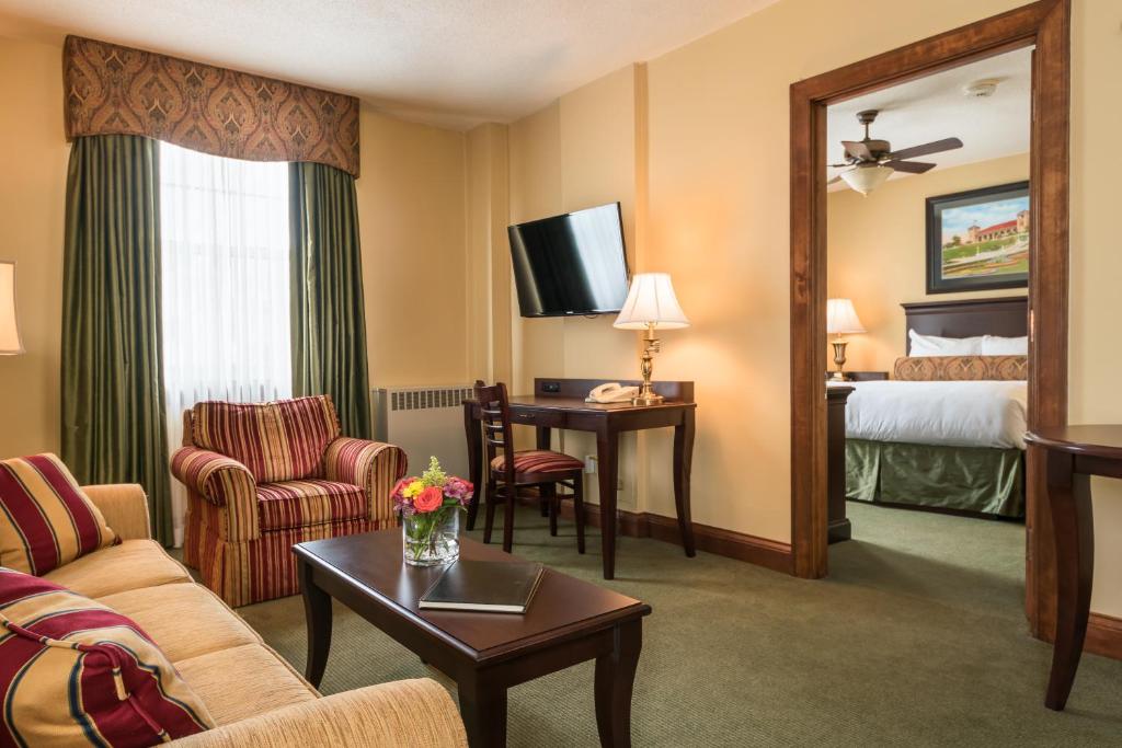 Missouri Athletic Club photo 1