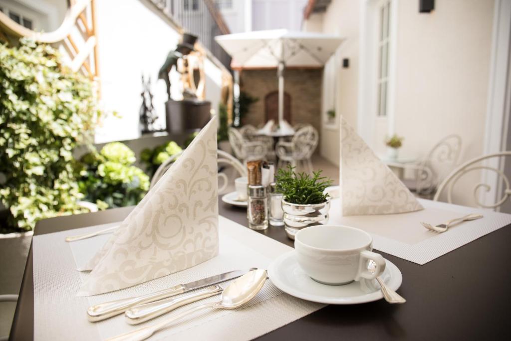 Сьюит (Полулюкс), Hotel Bristol Salzburg