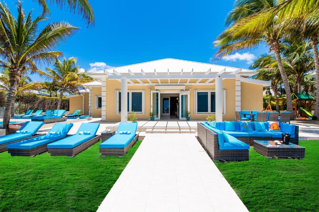Sprat Bay Luxury Villa photo 1