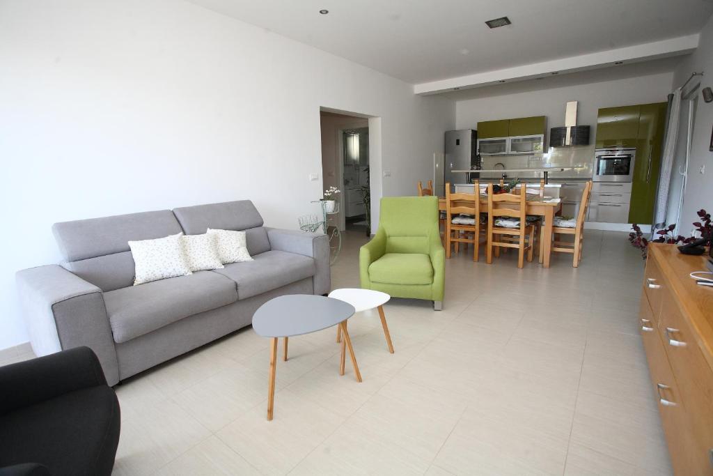 Villa-Apartments Karmel photo 3