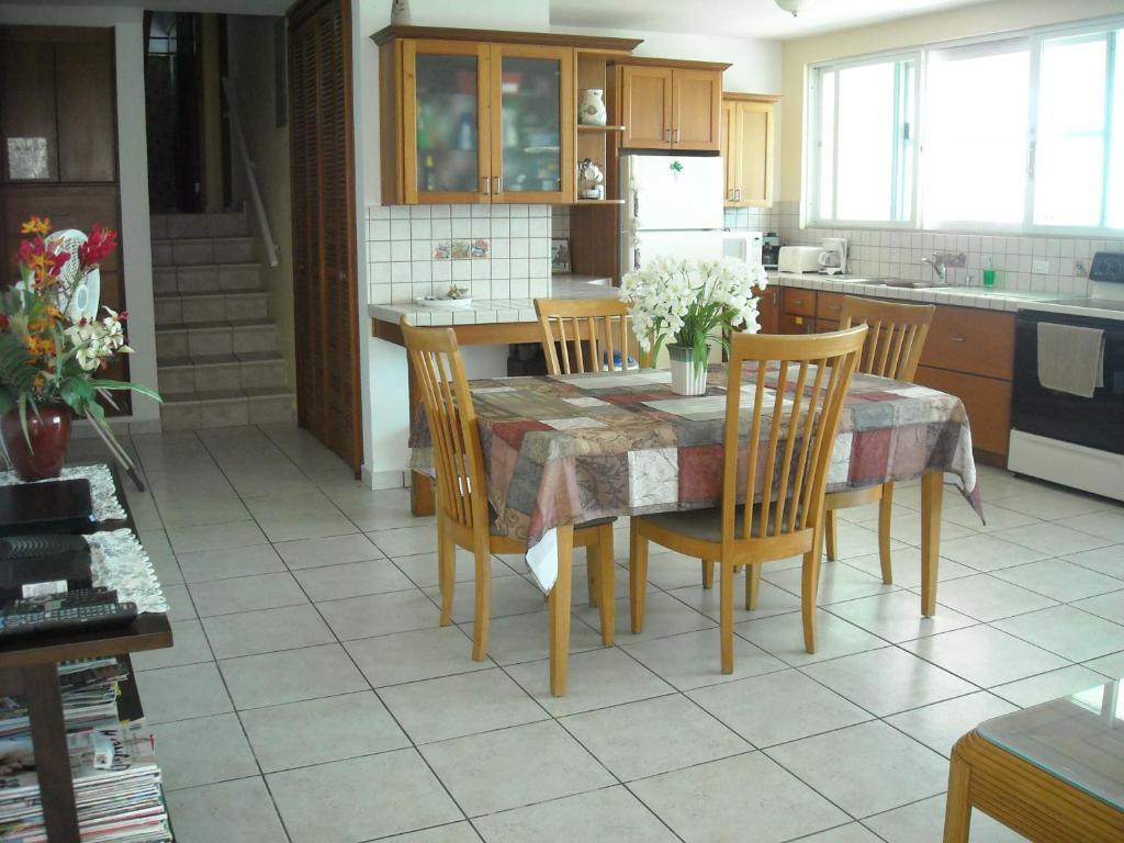 Ocean View Apartment photo 3