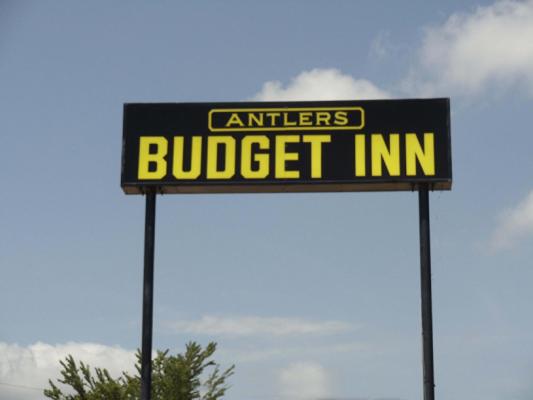 Antlers Budget Inn image