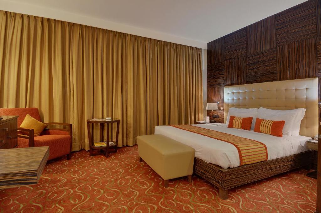 Двухместный (Premium Double Room with 25% off on Food & Soft Beverages), The Pride Hotel, Chennai