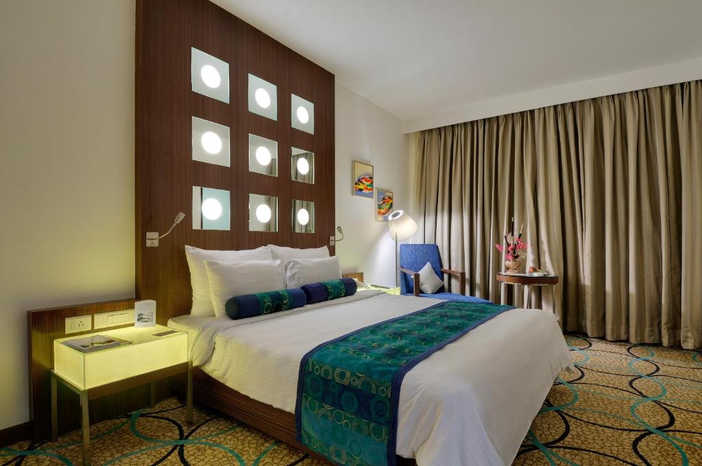 Двухместный (Superior Double Room with 25% off on Food & Soft Beverages), The Pride Hotel, Chennai