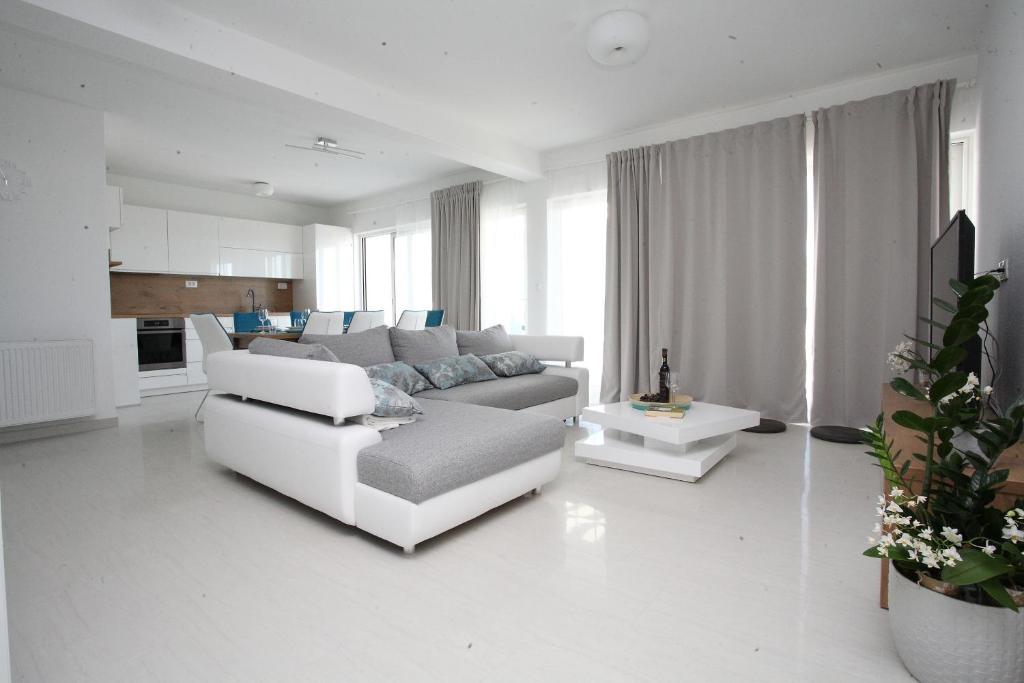 Villa-Apartments Karmel photo 2