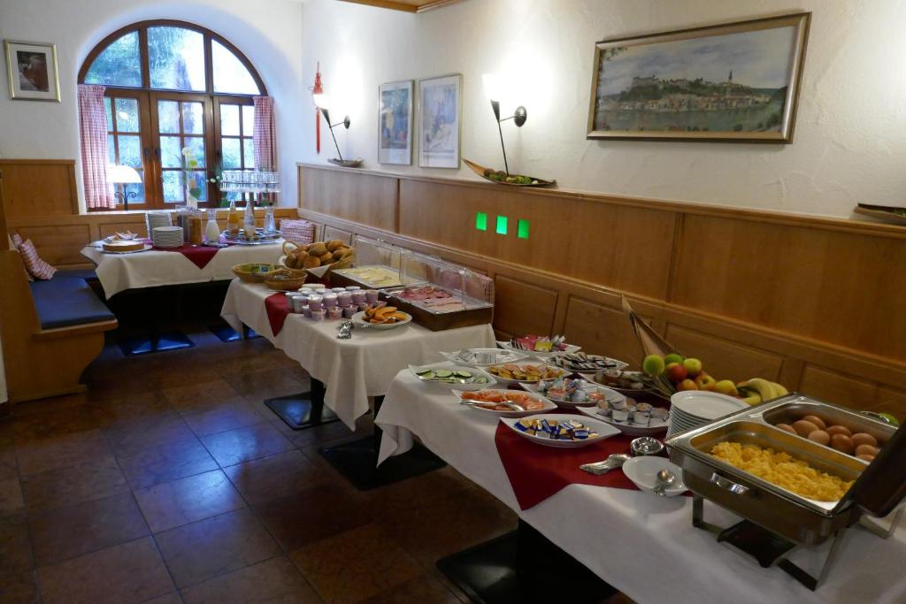 Bayerischer Hof photo 1