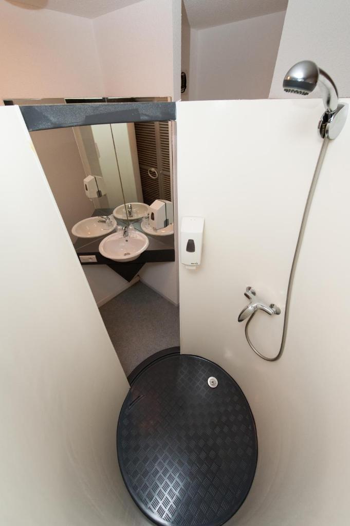 퀵 팰리스 포 제니스 (Quick Palace Pau Zenith) - 시설