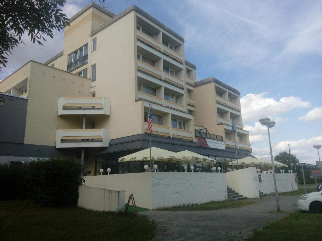 Hotel Lucia photo 1