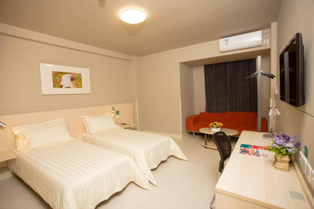 Двухместный (Двухместный номер А с 2 отдельными кроватями), Jinjiang Inn Sanya Hexi Road Qingren Bridge