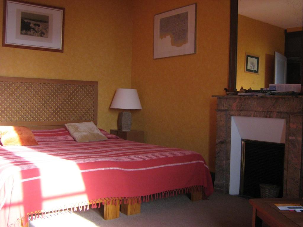 chambres d'hotes du Manoir de Suguensou photo 3