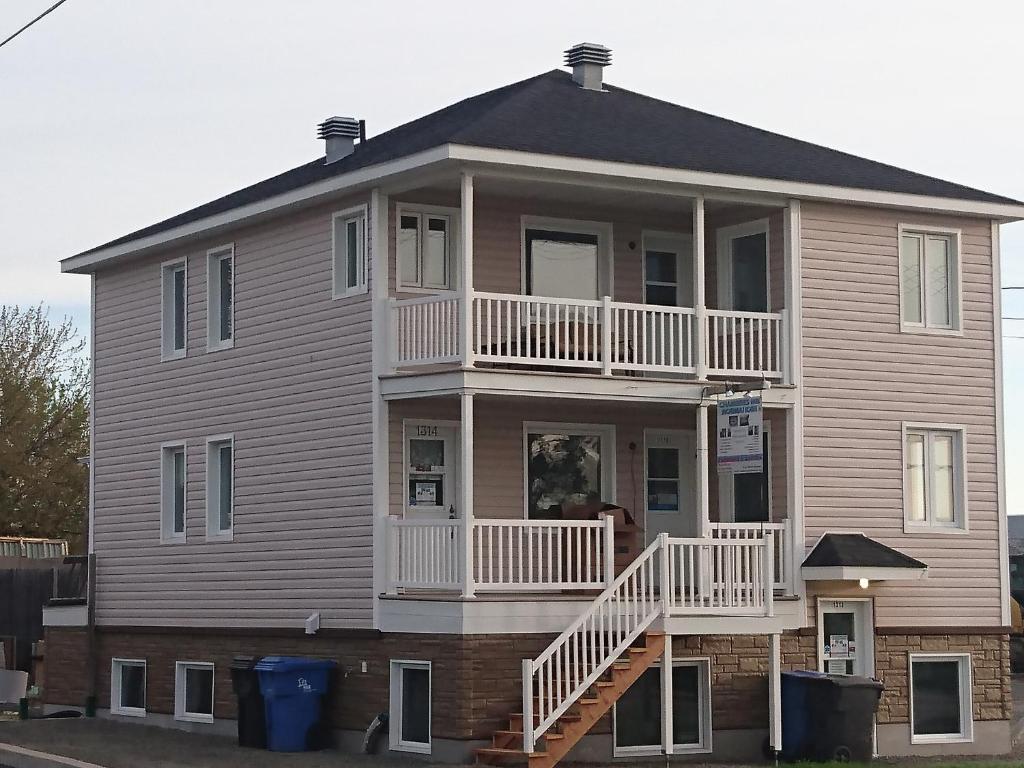 Chambres MB Normandin (Lac St -Jean)