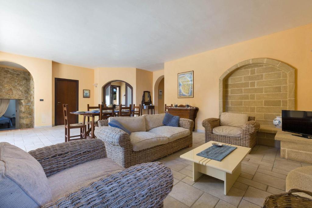 Masseria Colosso by BarbarHouse photo 4