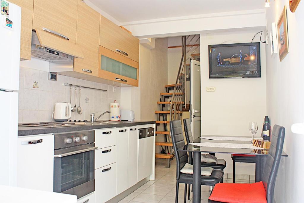 Apartment Tomislav photo 4