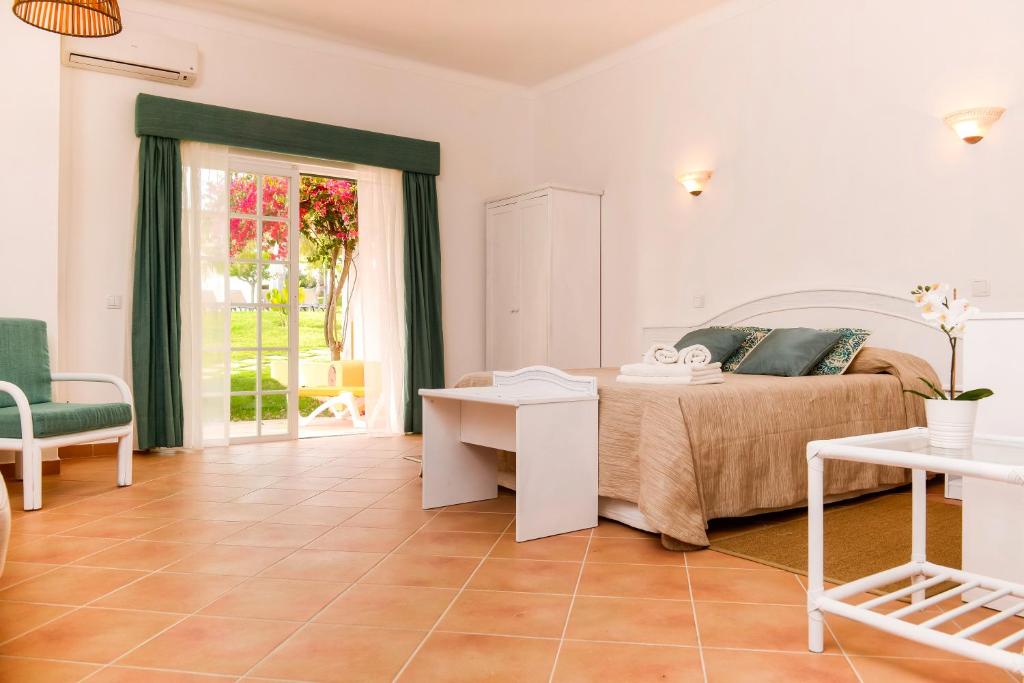 Студио (Номер-студио (для 2 взрослых и 1 ребенка)), Villas Rufino
