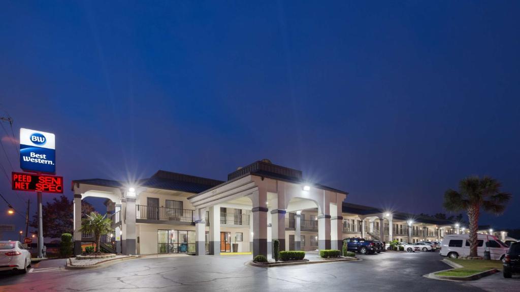 Best Western Inn image