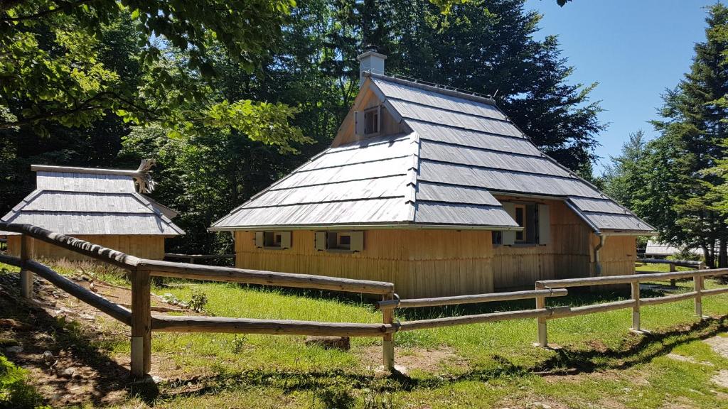 Koča Predilnica Velika Planina photo 1