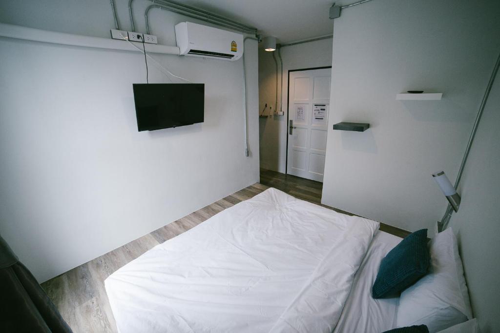 Двухместный (Стандартный двухместный номер с 1 кроватью), Diff Hostel