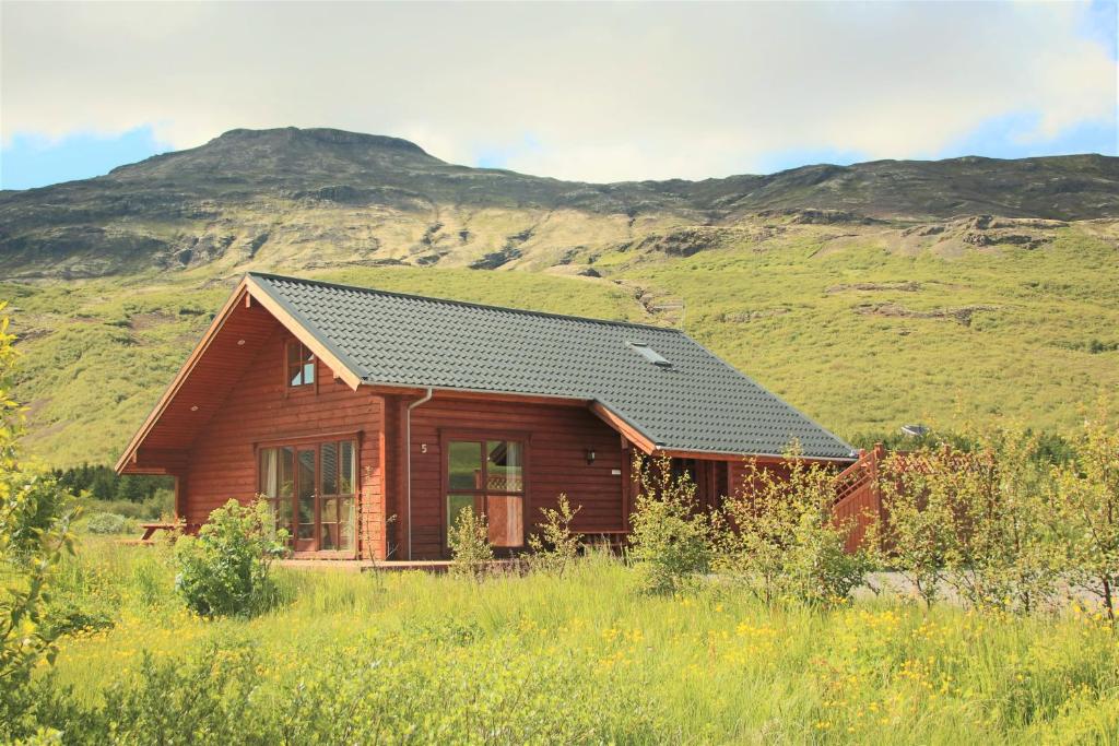 Geysir - Modern Log Cabin photo 1