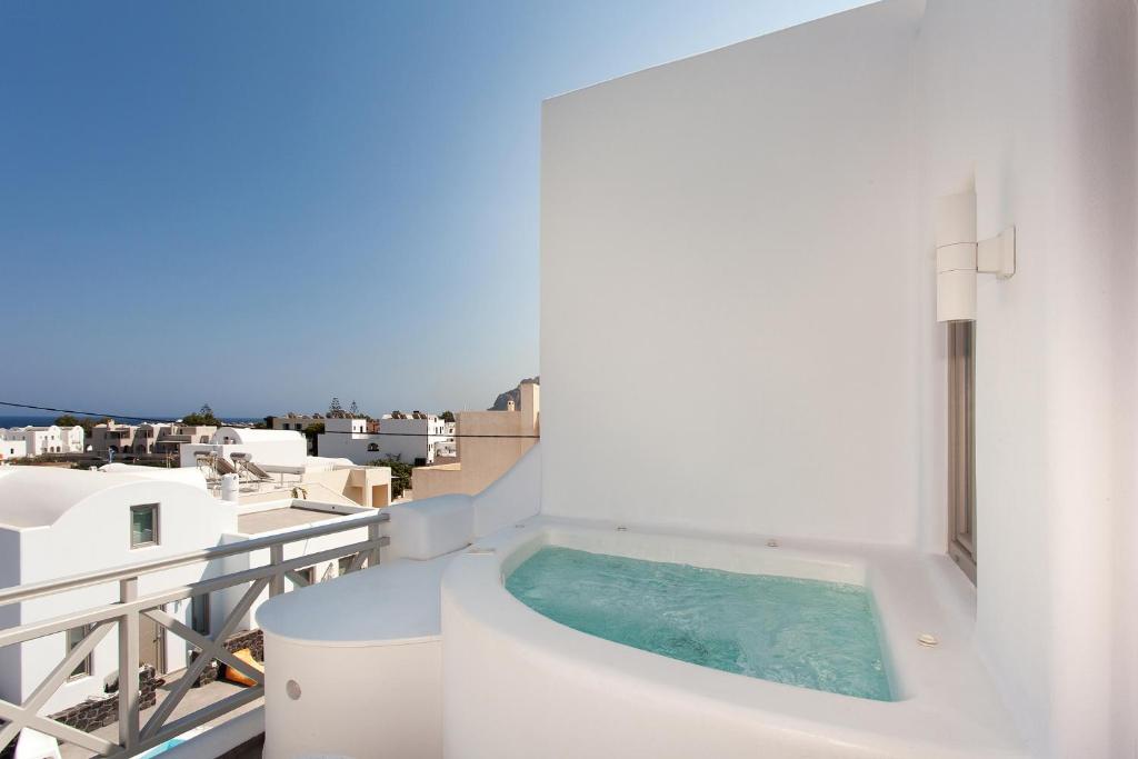 La Bellezza Eco Boutique Hotel - Tap to explore photos
