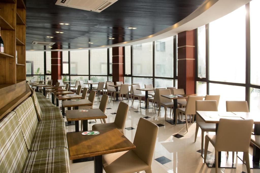 The Farmington Hotel photo 4