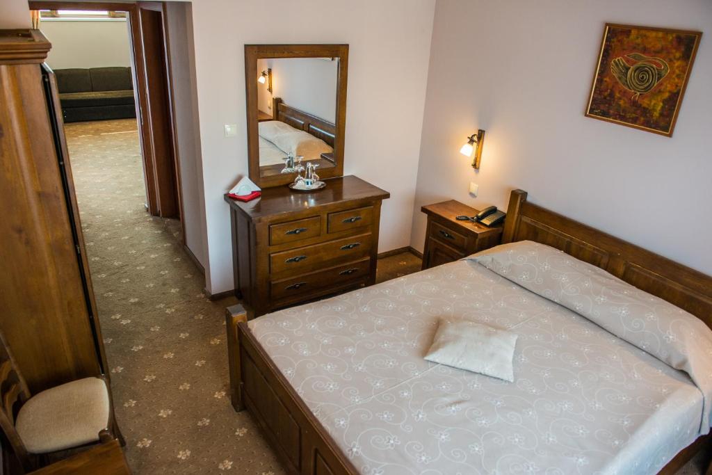 Complex Casa Lux photo 2