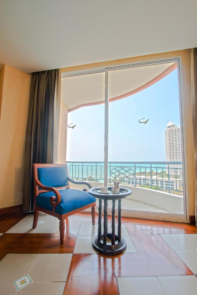Двухместный (Улучшенный номер с видом на море), Отель Long Beach Garden