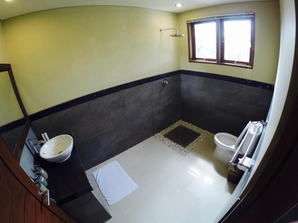 Двухместный (Улучшенный номер с кроватью размера «queen-size»), Cahyatika House & Spa