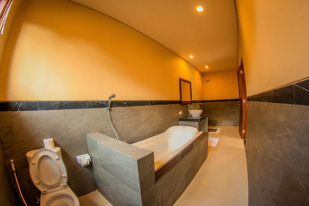 Двухместный (Номер Делюкс с кроватью размера «queen-size»), Cahyatika House & Spa