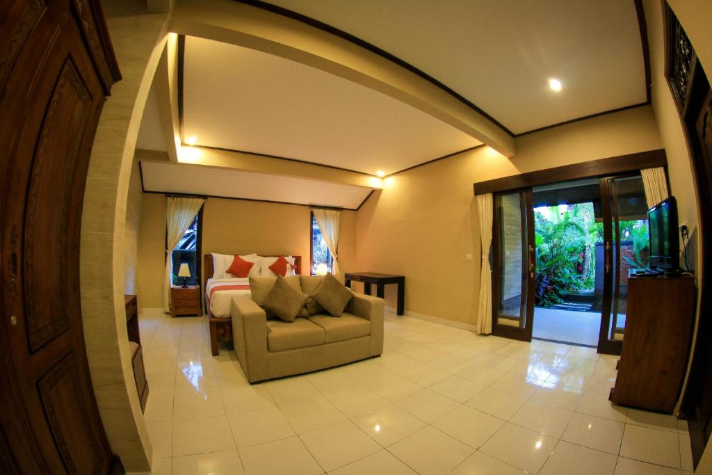 Сьюит (Люкс с террасой), Cahyatika House & Spa