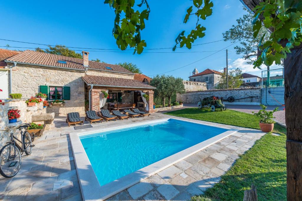 villa sisman photo 1