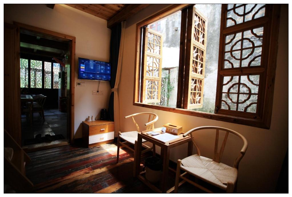 Двухместный (Семейный номер (для 2 взрослых и 1 ребенка)), Begonia Guest House