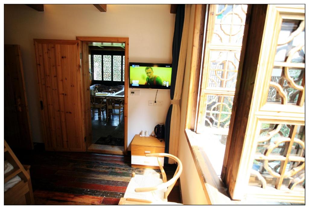 Двухместный (Семейный номер (для 2 взрослых и 1 ребенка)), Begonia Guest House